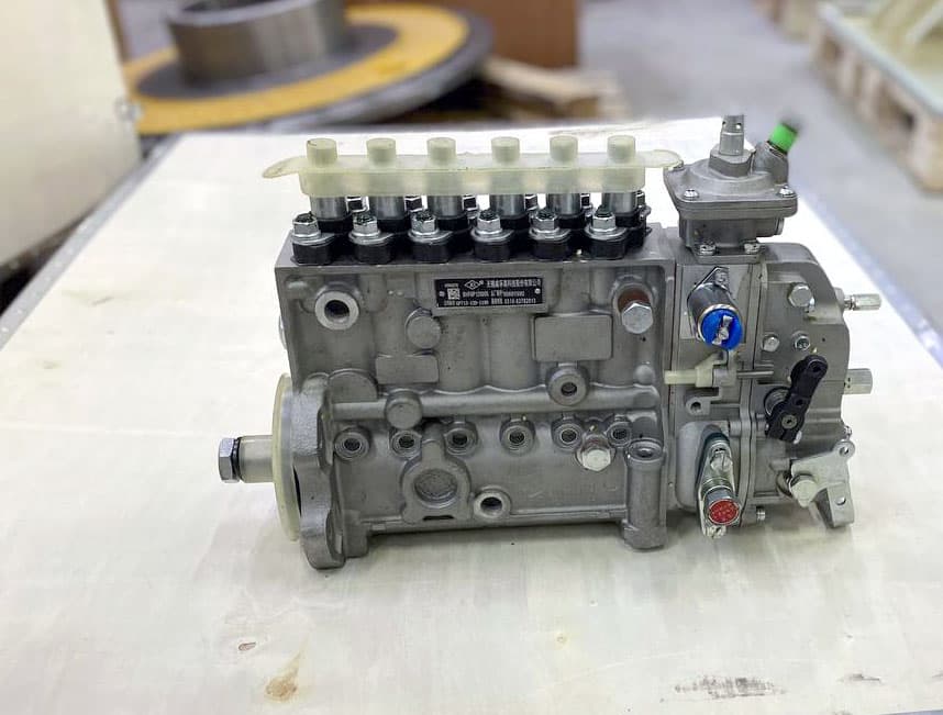 Топливный насос высокого давления 4994276