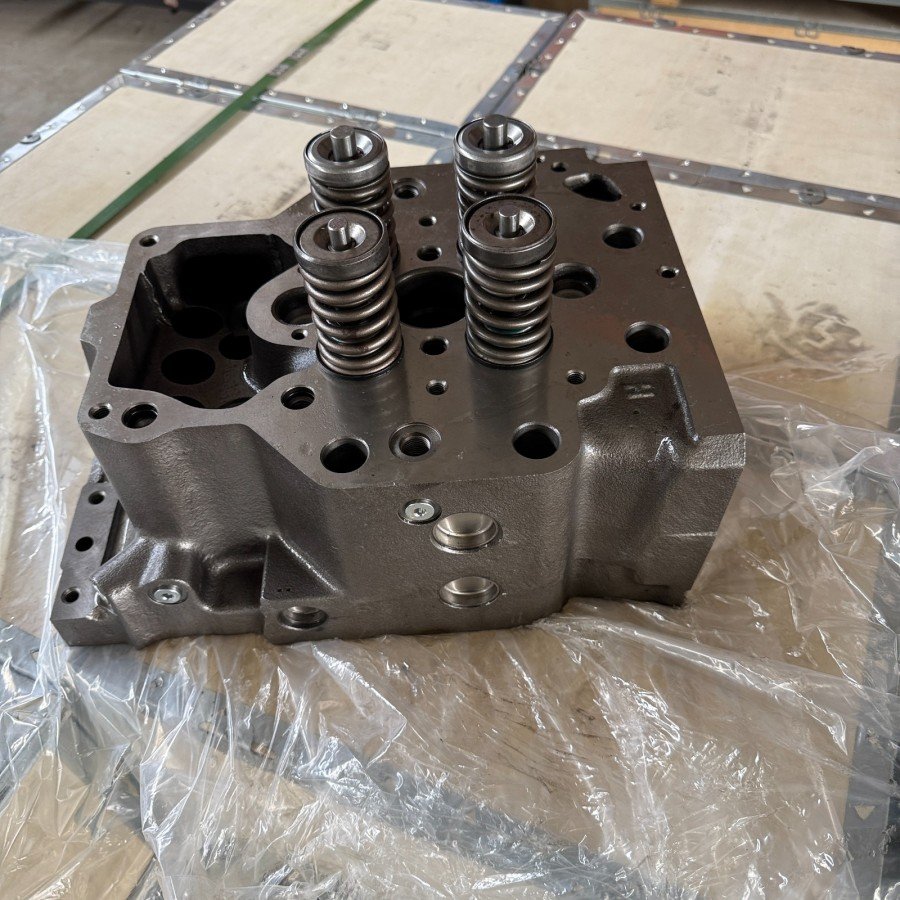 Головка блока цилиндров reman  2390690, 3356218, 239-0690, 335-6218