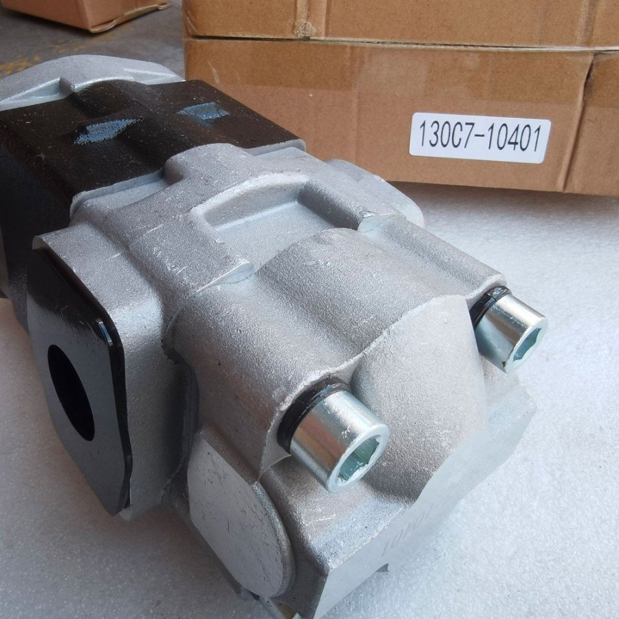 Насос гидравлический 130C7-10401