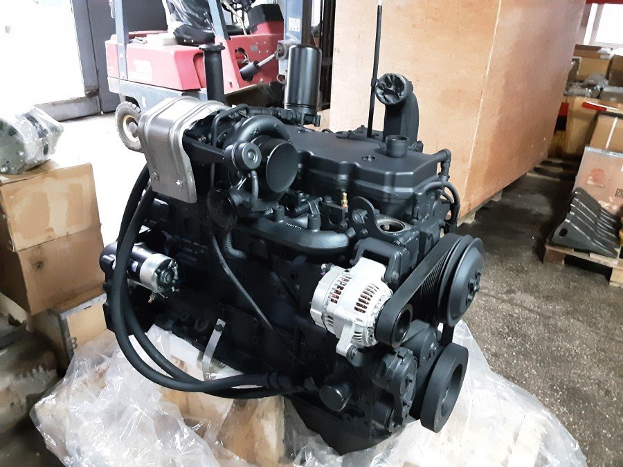 Двигатель в сборе KOMATSU SAA6D107E-1 (PC200-8)